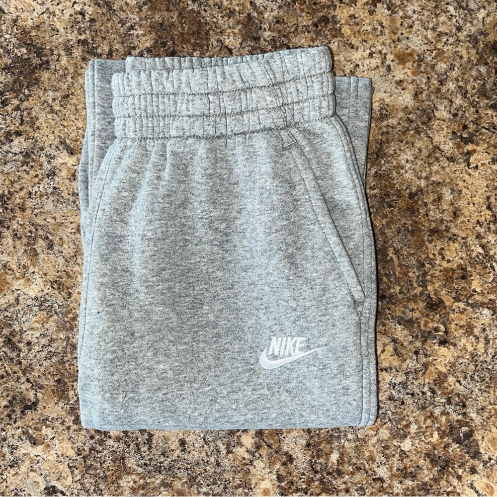 Nike Sportswear Club Fleece Sweatpants Big Kids L Heather Grey New Without Tags - Picture 8 of 10